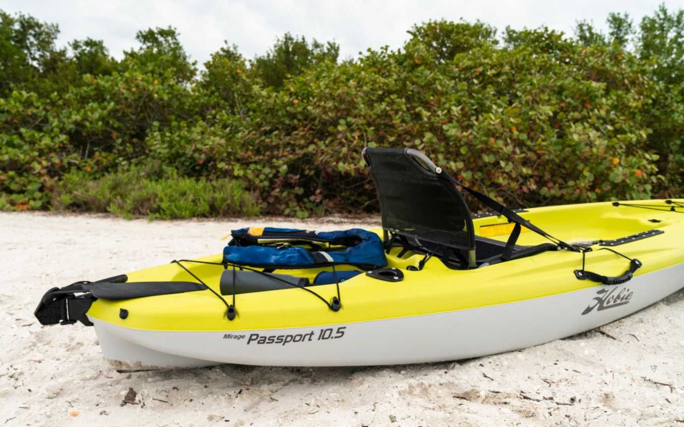 Байдарка (каяк) HOBIE MIRAGE PASSPORT 10.5  жовта с педальным приводом