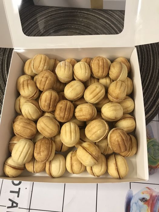 Домашній зефір та горішки зі згущеним молоком