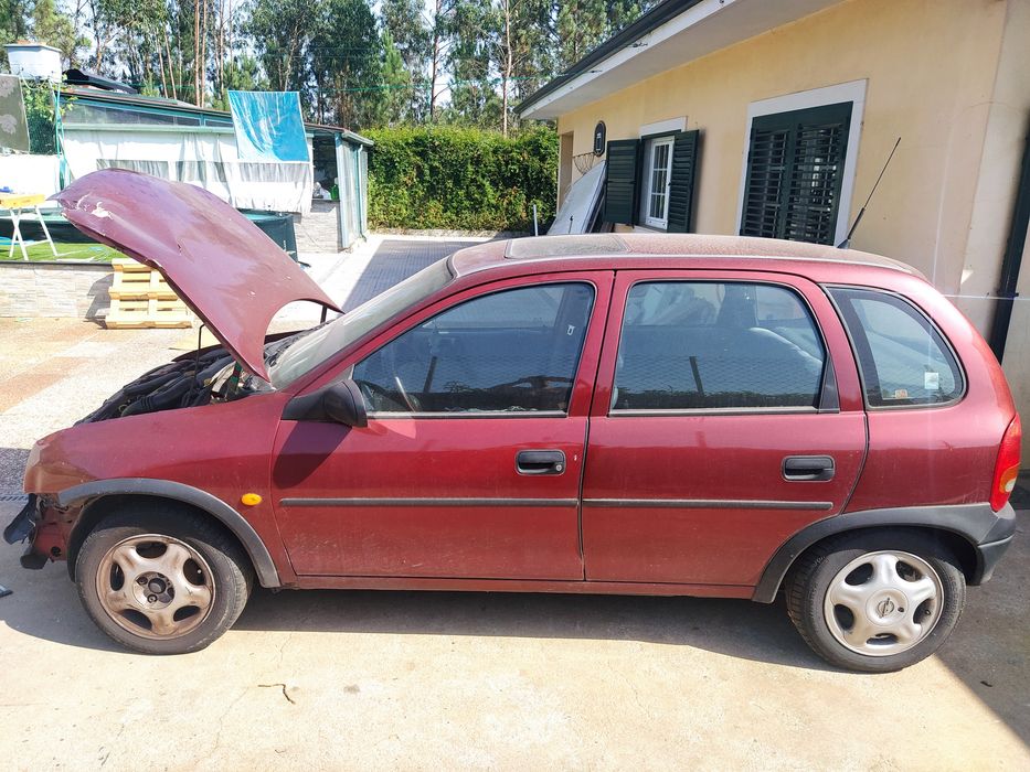 Para peças ou reparar Opel Corsa B 1996 Gasoleo