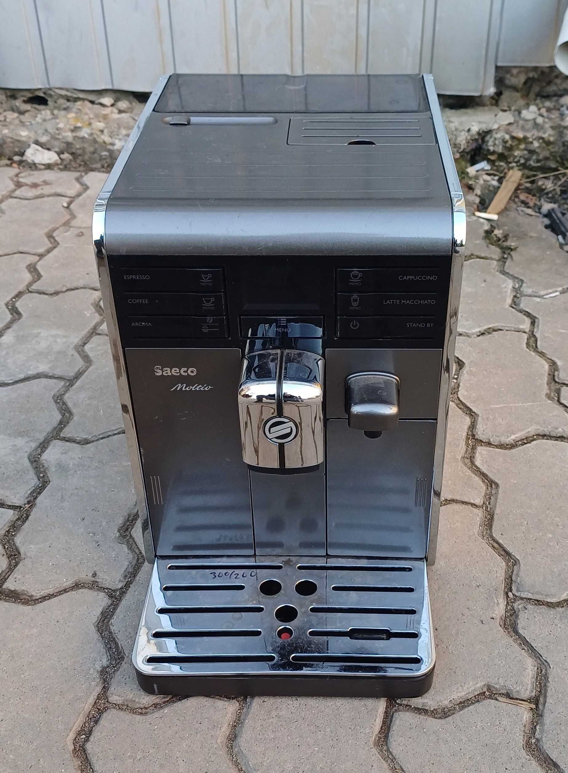 Кавомашина кавоварка преміум класу Саеко Saeco Moltio HD8869 вживана
