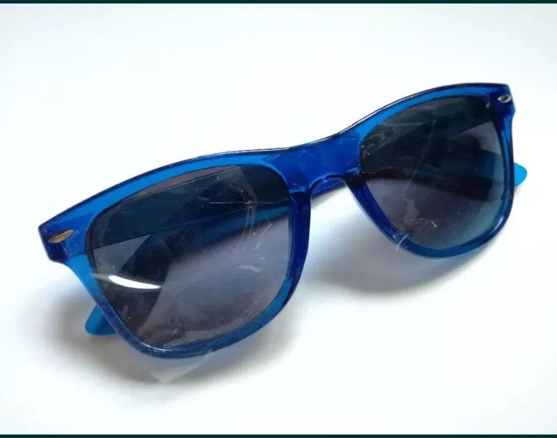 Kultowe okulary przeciwsloneczne sloneczne niebieskie - nowe