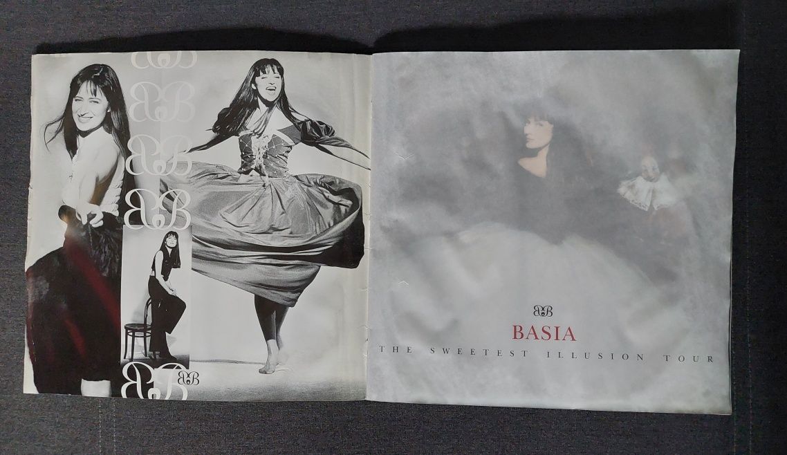 Basia The sweetest illusion tour book