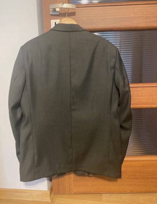 Męski garnitur 54/176