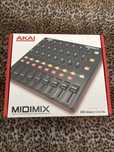 Controlador - AKAI midimix
