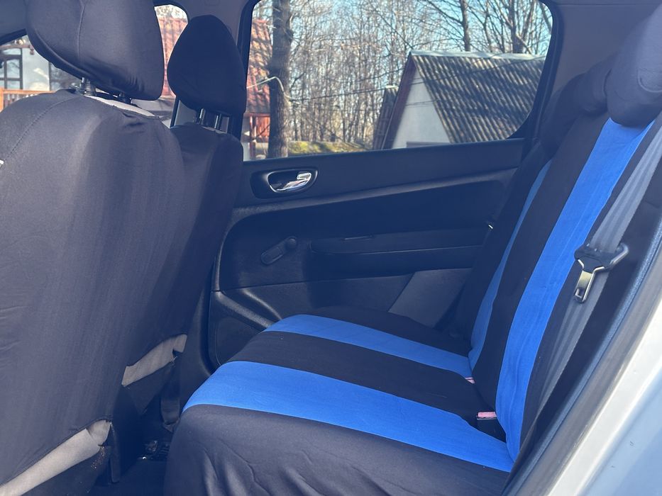 Peugeot 307 2002 року!