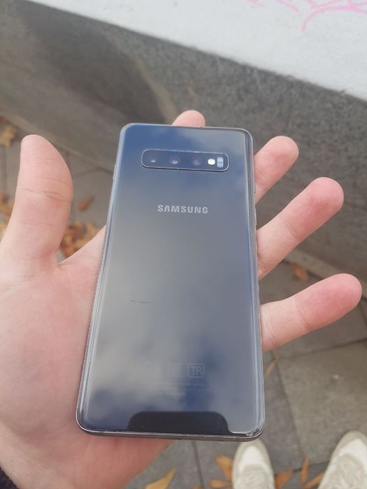 Samsung s10 8/128gb