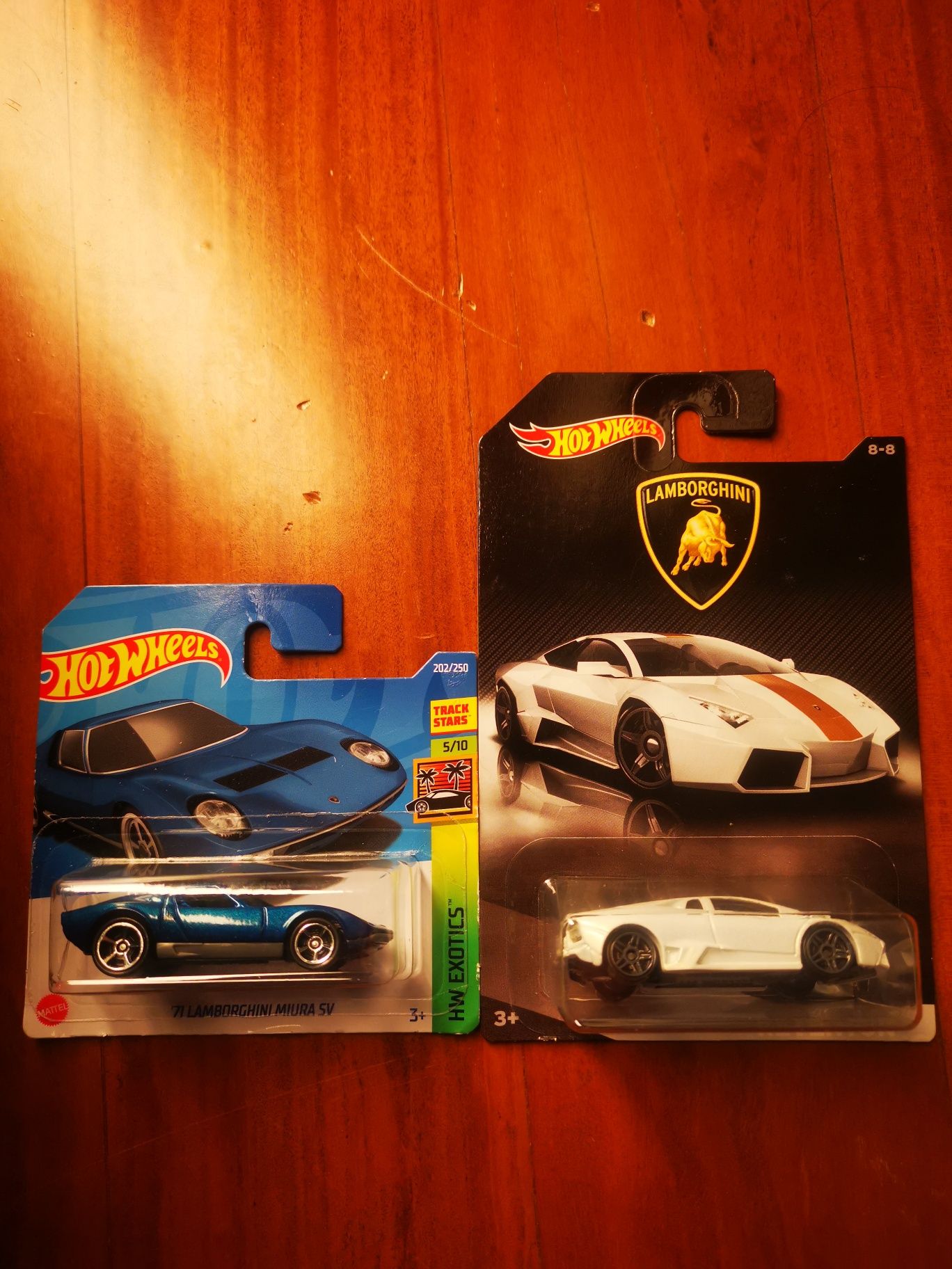 Lamborghini Hot wheels novo com portes incluídos