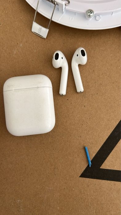Airpods apple (2 geracao)