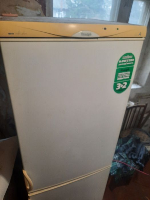 Продам холодильник минск 15 и Snaige