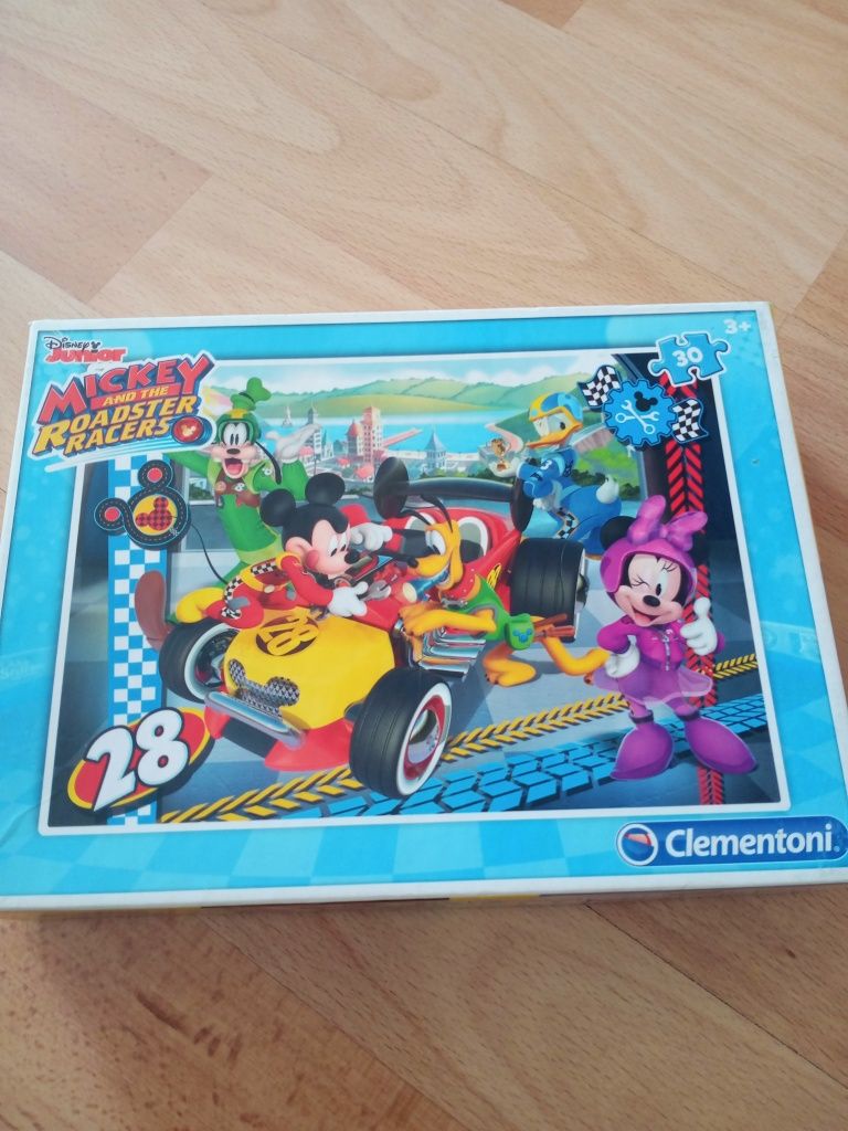 Puzzle clementoni Myszka Miki 
30 elementów
Obrazek cm 33,5 x 23,5
Nor