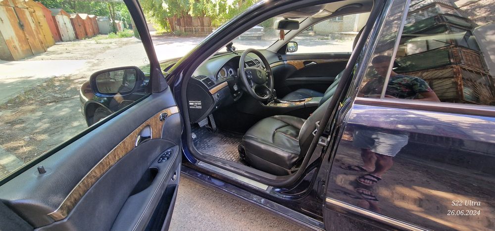 Mercedes-Benz E-Class 2007