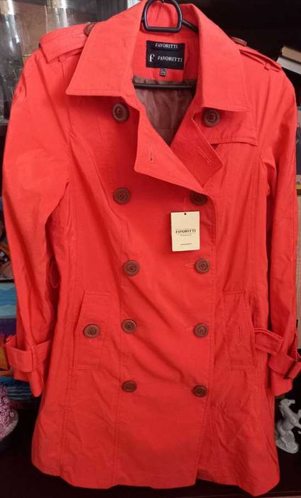 Женский тренч оранжевый