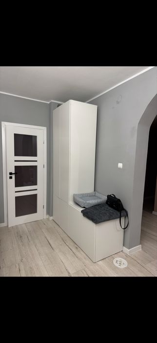 Biala szafa IKEA PLATSA