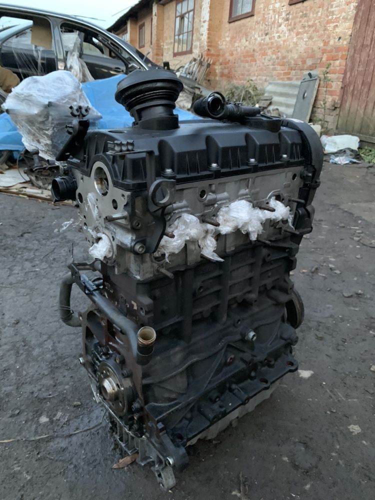 Двигун Двигатель мотор 1.9 tdi 77KW BXE Audi Skoda Volkswagen