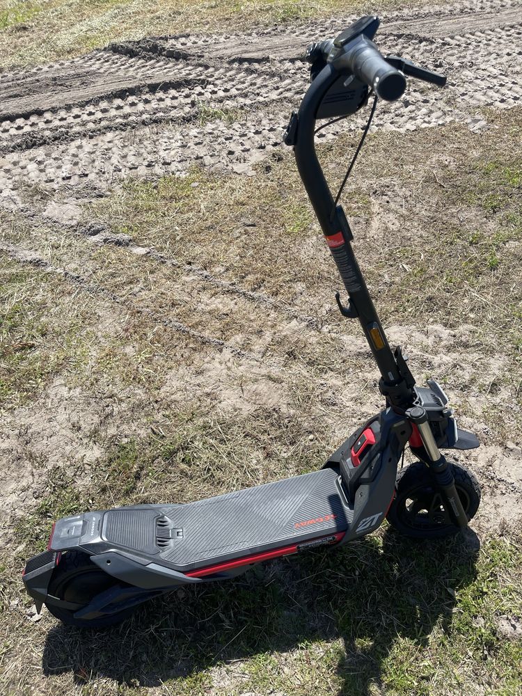 Trotinete Elétrica Segway ZT3 Pro