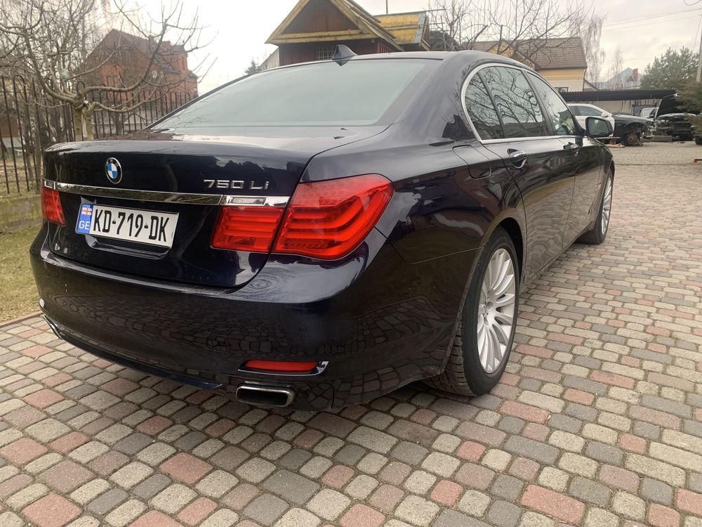 Двері BMW F01 F02 дверь двери БМВ Ф01 Ф02 в кольорі А89
