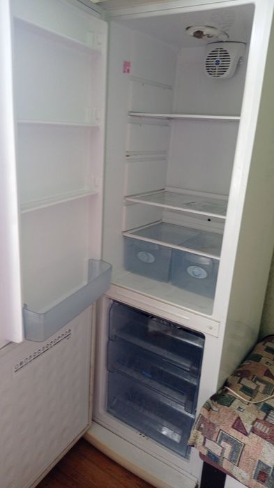 Холодильник Haier 370