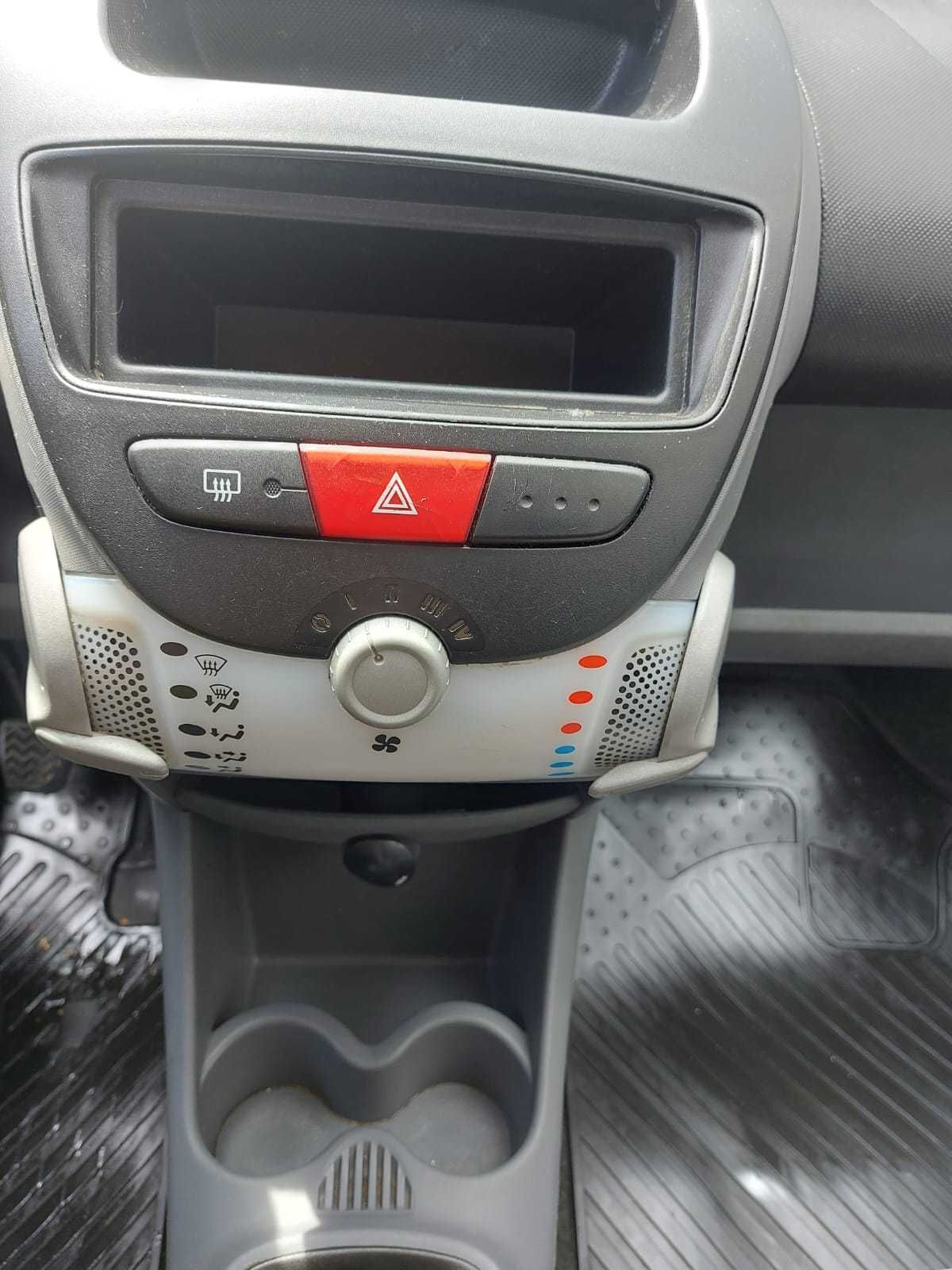 Peugeot 107 1,0 68 kM Wspomaganie