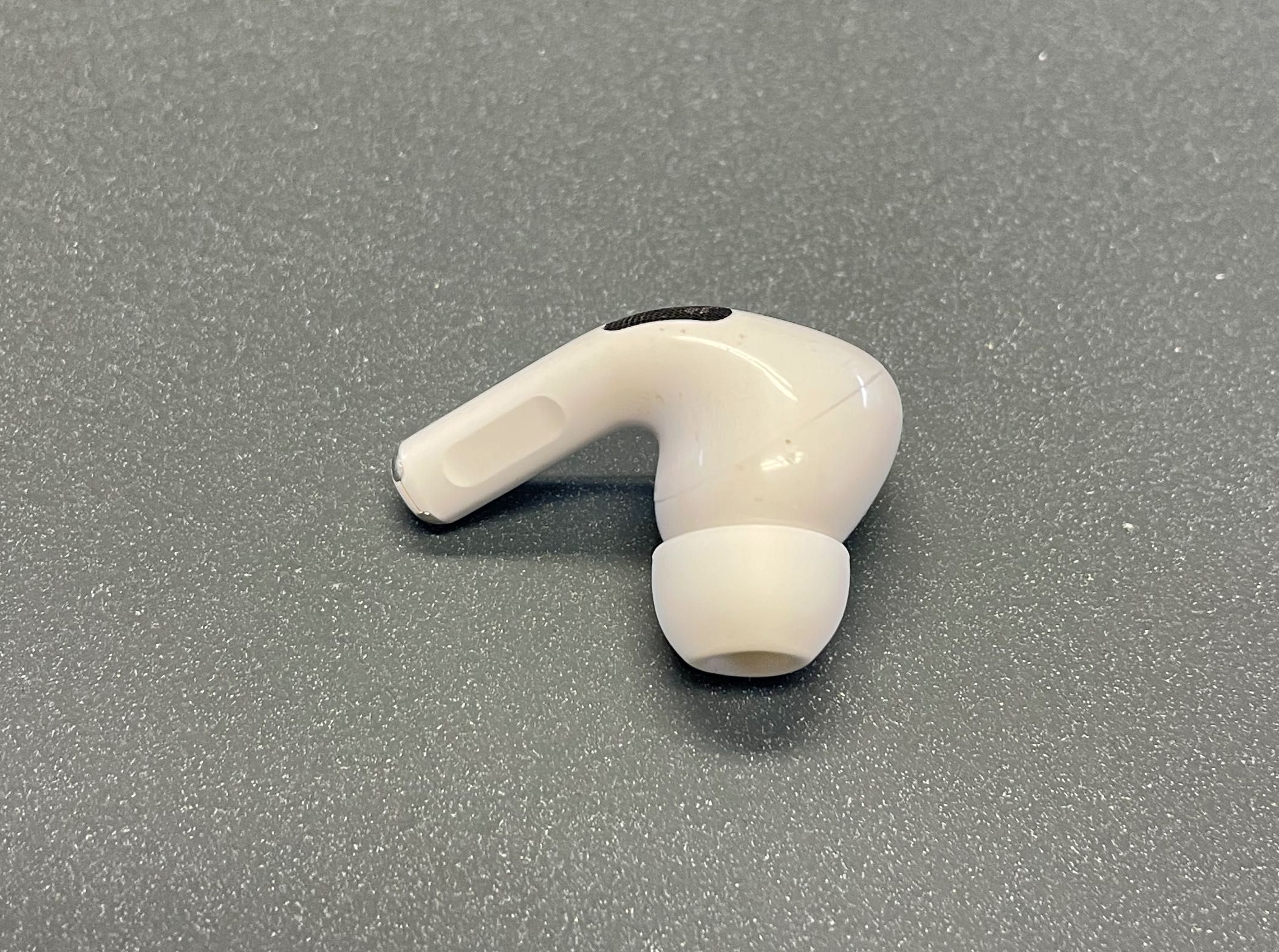 oryginalna lewa słuchawka AirPods pro 1 gen , A2084 /3