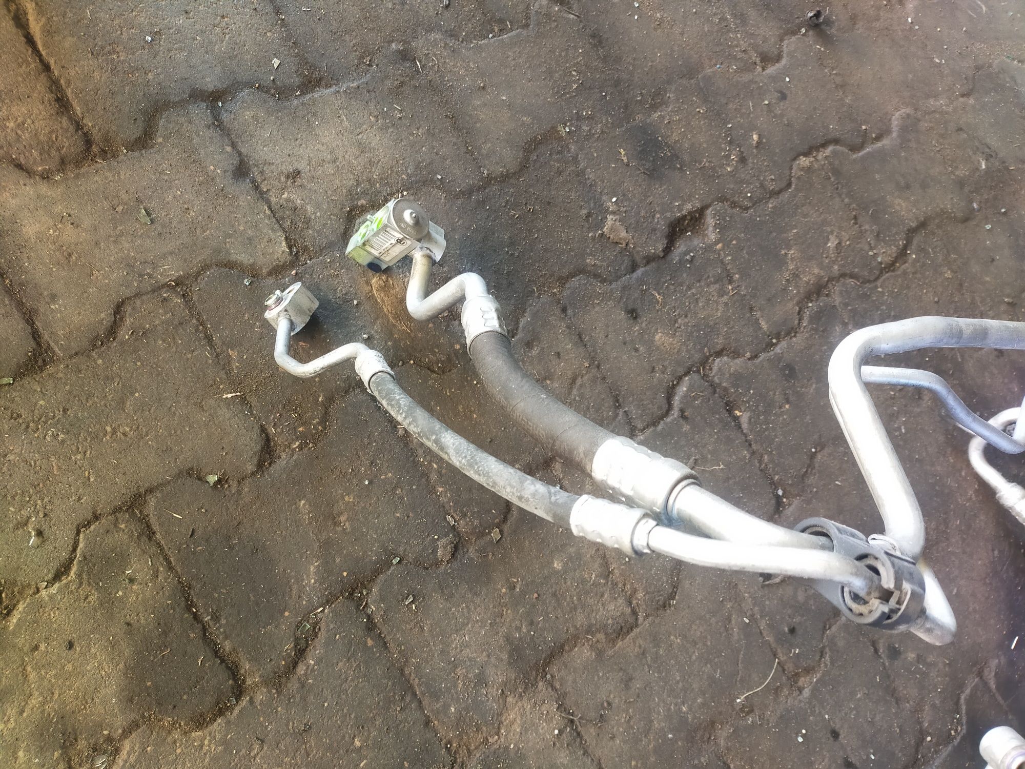 Przewód przewody klimatyzacji VW polo 9N