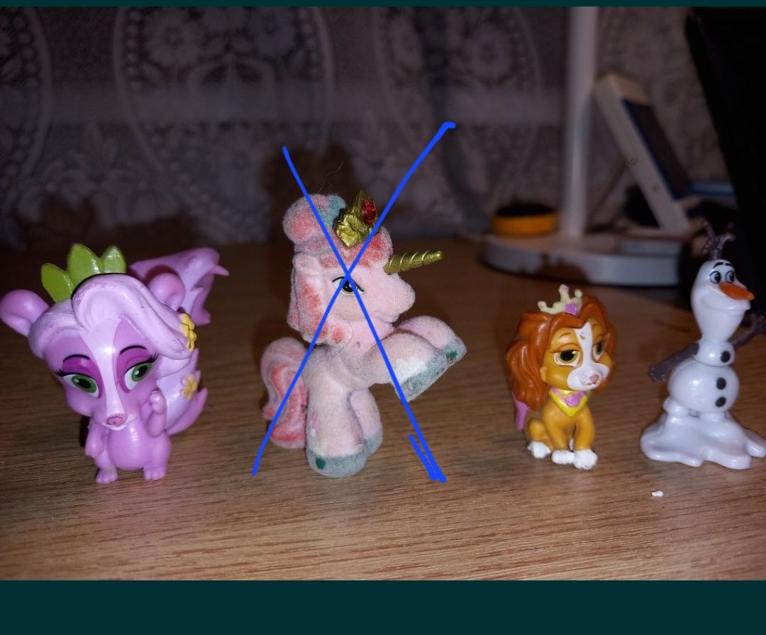 Маленькі фігурки різні,Hasbro