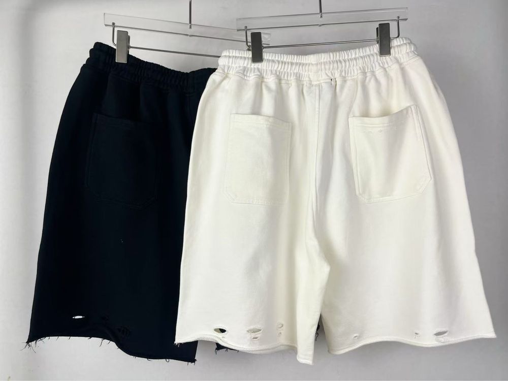 Шорти Balenciaga