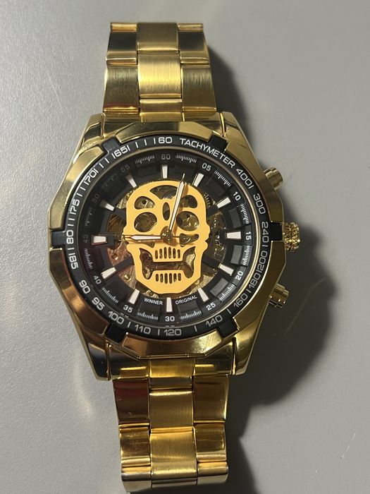 Наручний годинник