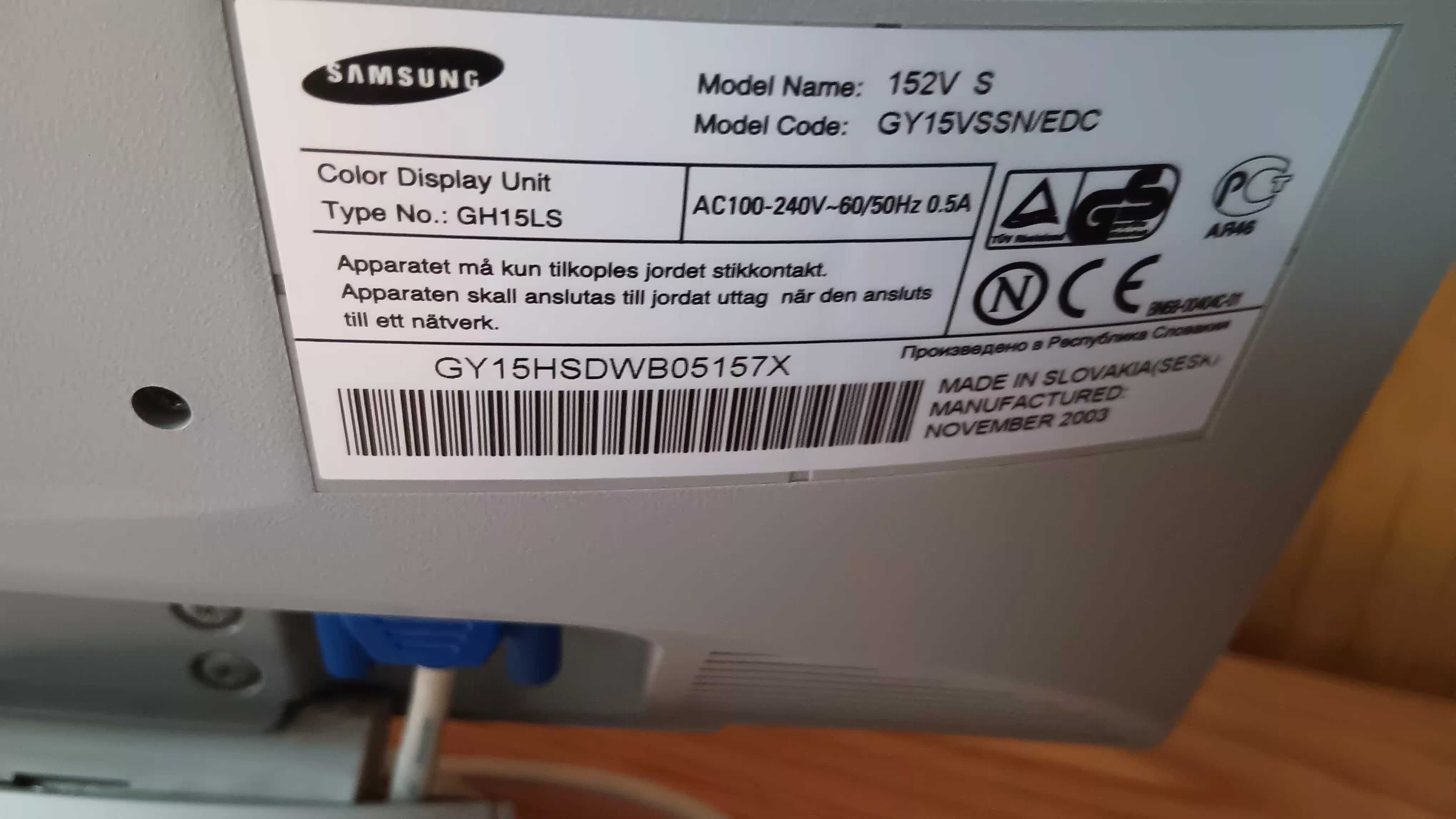 Monitor Samsung SyncMaster 152v
