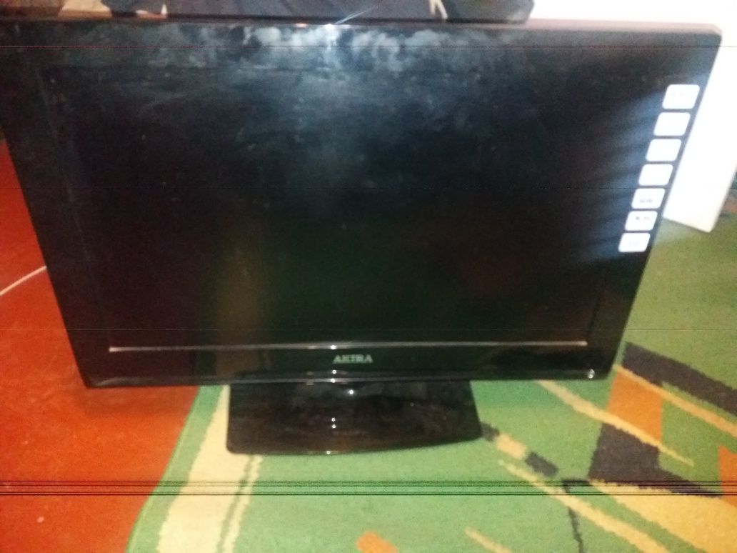 Телевизор Akira 32" матрица samsung LTA320WT-L05