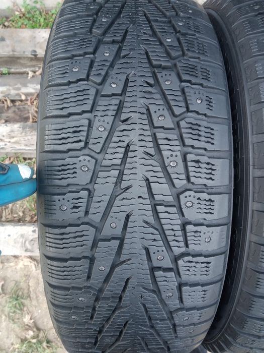 225 60 r17 Nokian Шип