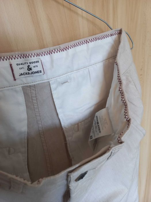 [Nowe z metką] Męskie kremowe spodnie chino Jack & Jones W32 L34