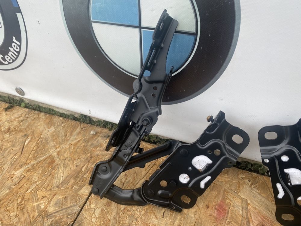 Петли капота bmw g30 g31 завіси капота bmw g30 g31