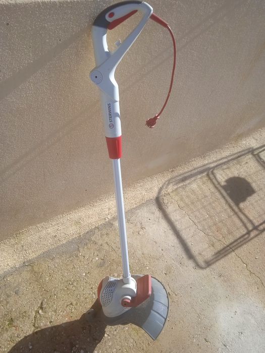 Corta relva electrico