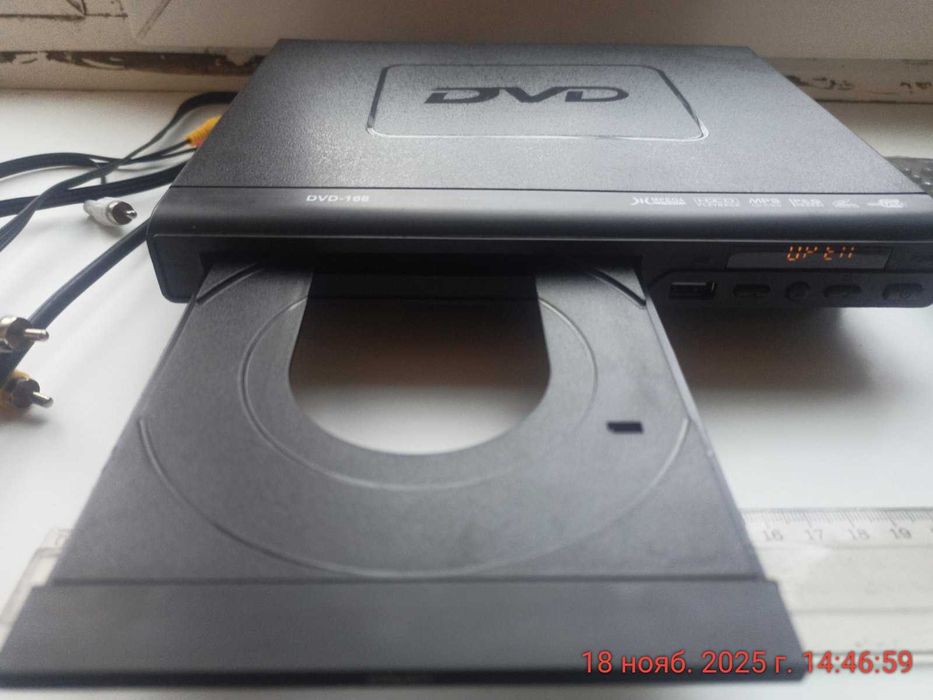 DVD/USB Player новый