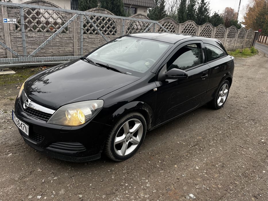Opel Astra GTC 1.6 benzyna