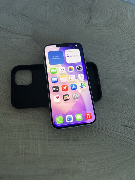 Продам айфон 14 plus, 128 gb, 90% батарея