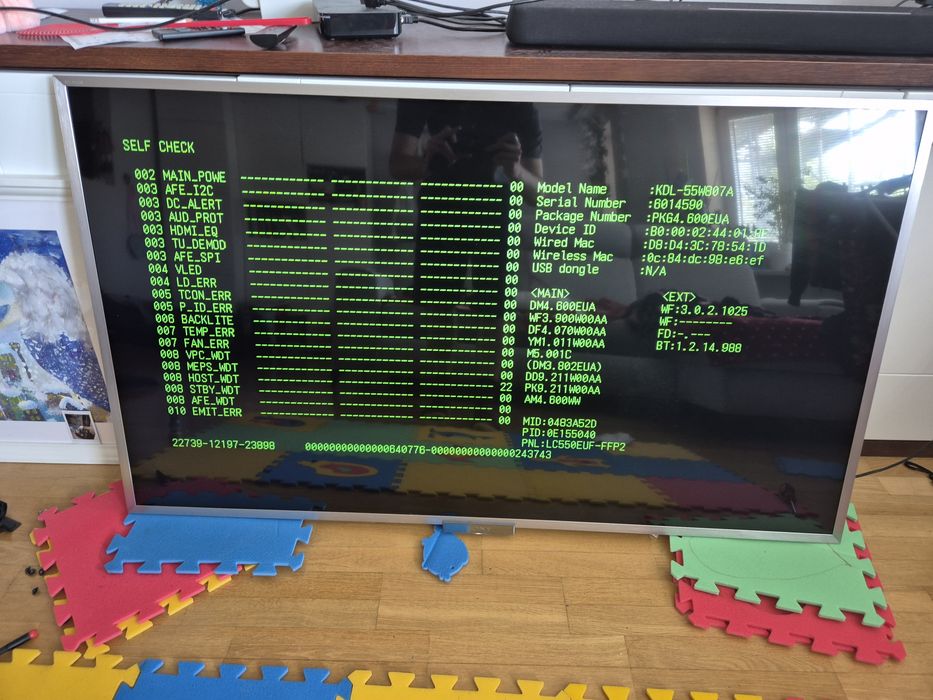 TV Sony LCD KDL-55W807A cześciowo działa, matryca ok, startuje i artef