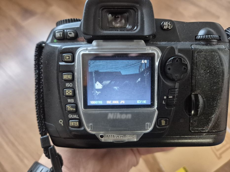 Nikon D70s obiektyw DX Nikkor 18-105 mm