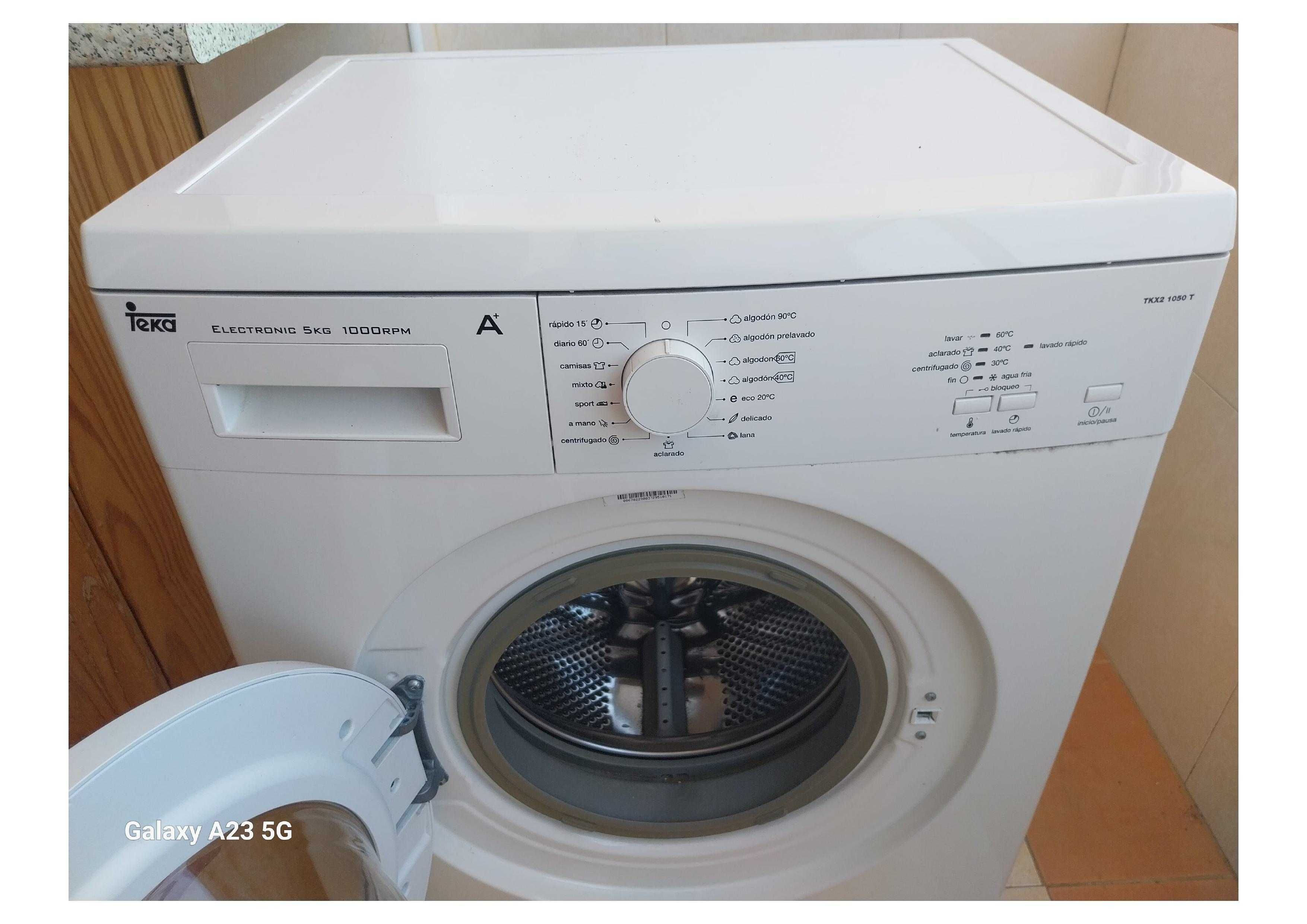 Grande oportunidade  - Frigorifico e máquina lavar roupa impecáveis