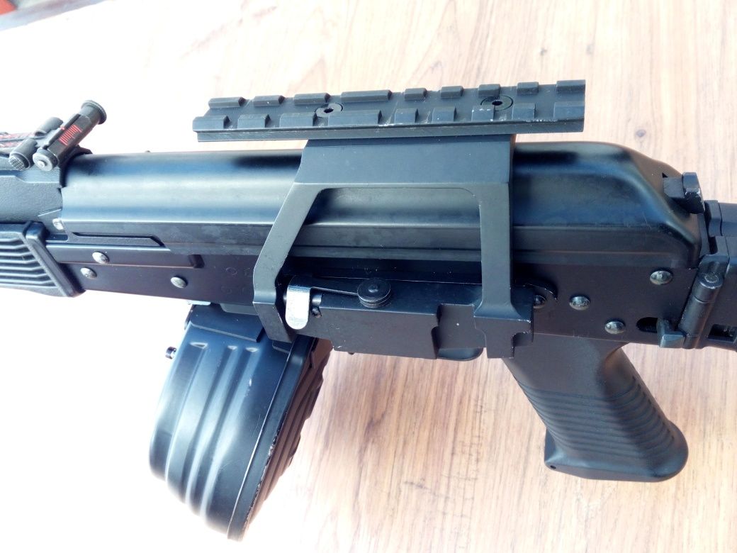 LR300 RPK  L96 Airsoft
