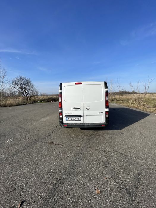 Opel Vivaro 2017 року