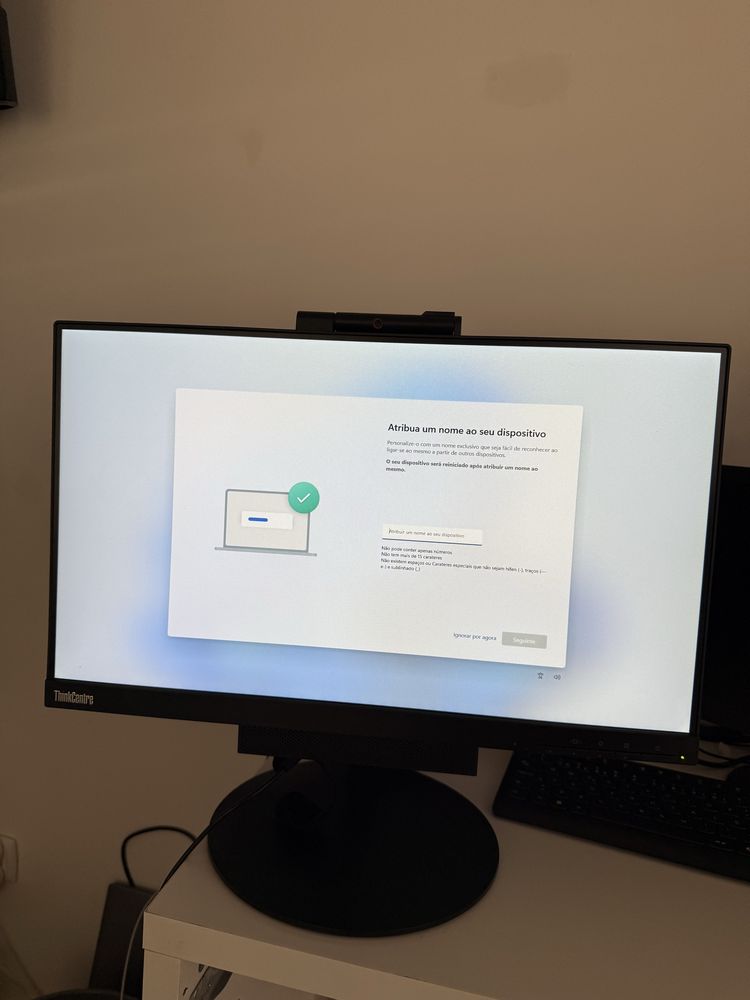 Lenovo ThinkCentre AIO