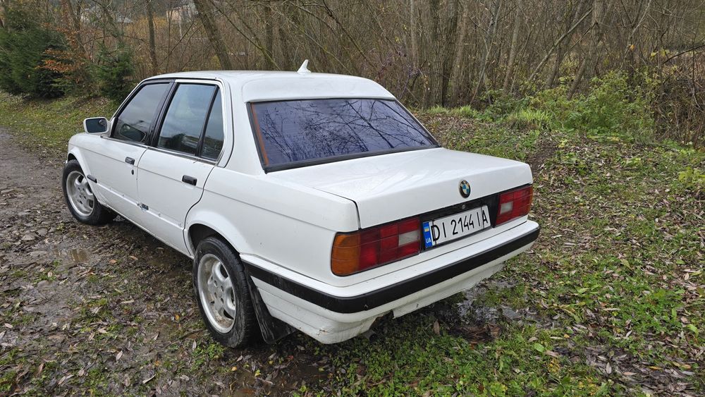 Продам BMW E30 316І МТ