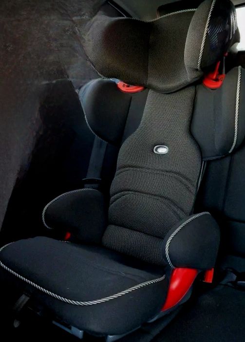 Cadeira auto muito confortável e segura