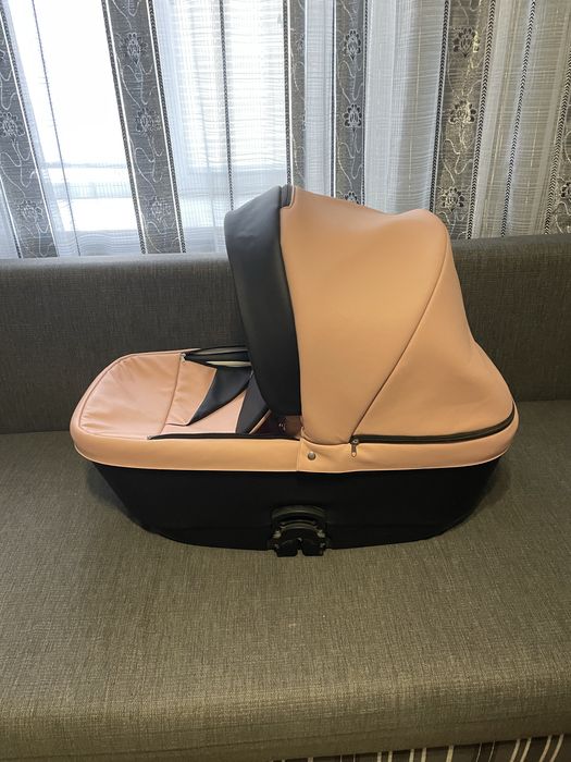 Дитяча каляска універсальна 2 в 1