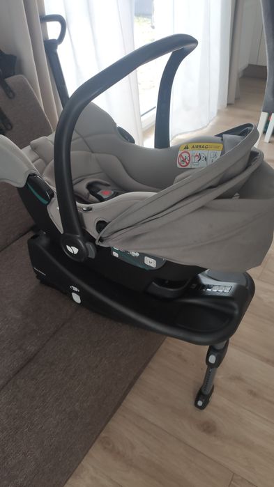 Cały zestaw: wózek 3w1, fotelik, baza Isofix