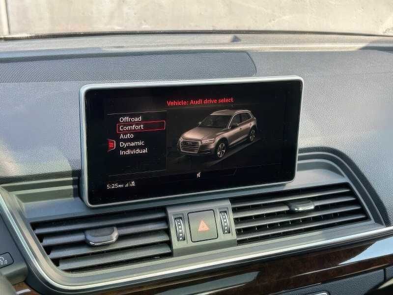 2020 Audi Q5 quattro Premium Plus 45 TFSI