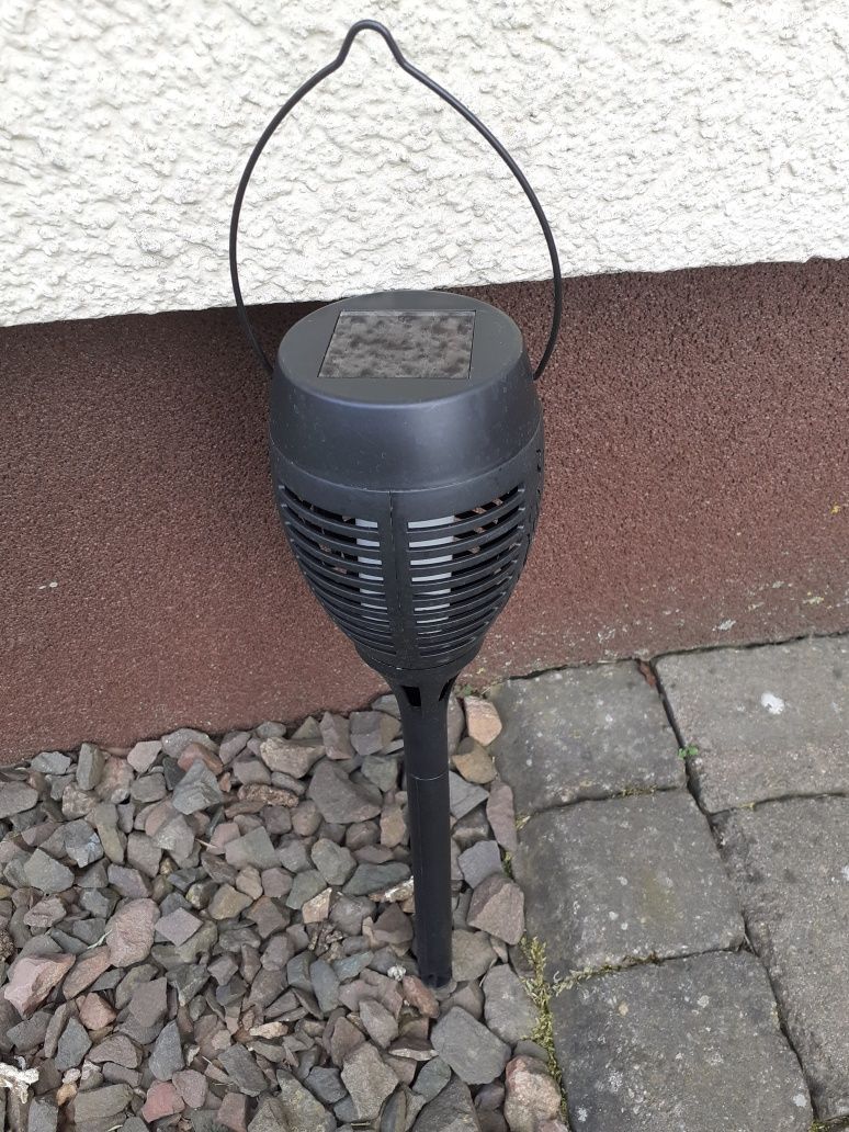 Lampki solarne do ogrodu