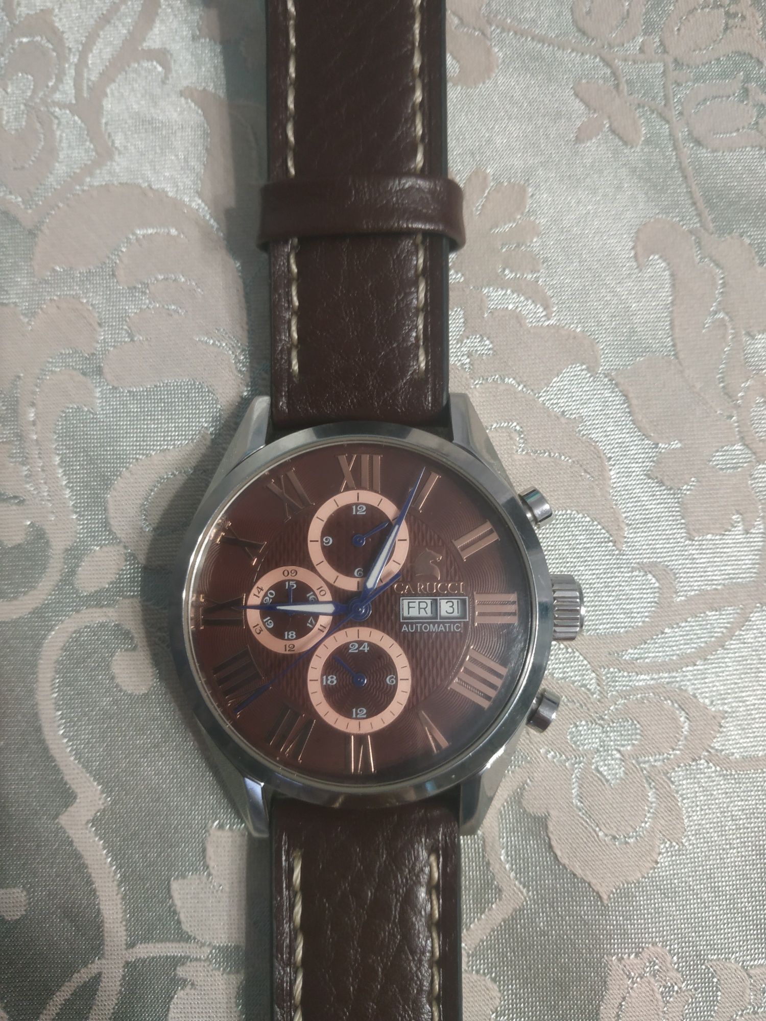 Продам бу годинник Carucci Automatic, оригінал,в гарному стані.