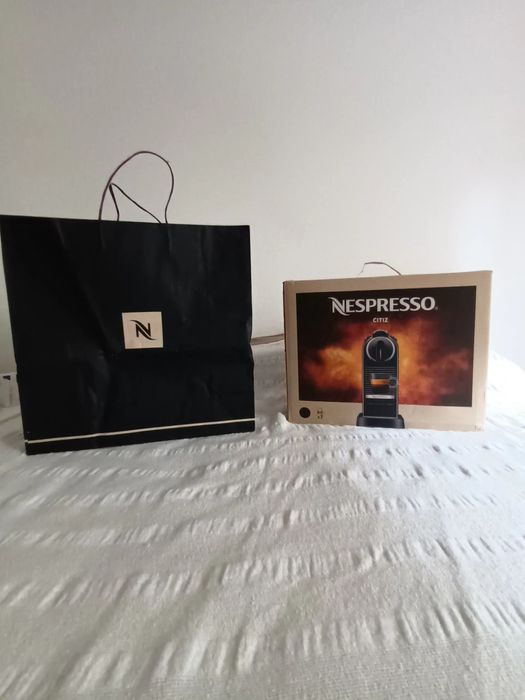 Máquina café Nespresso Citiz+oferta